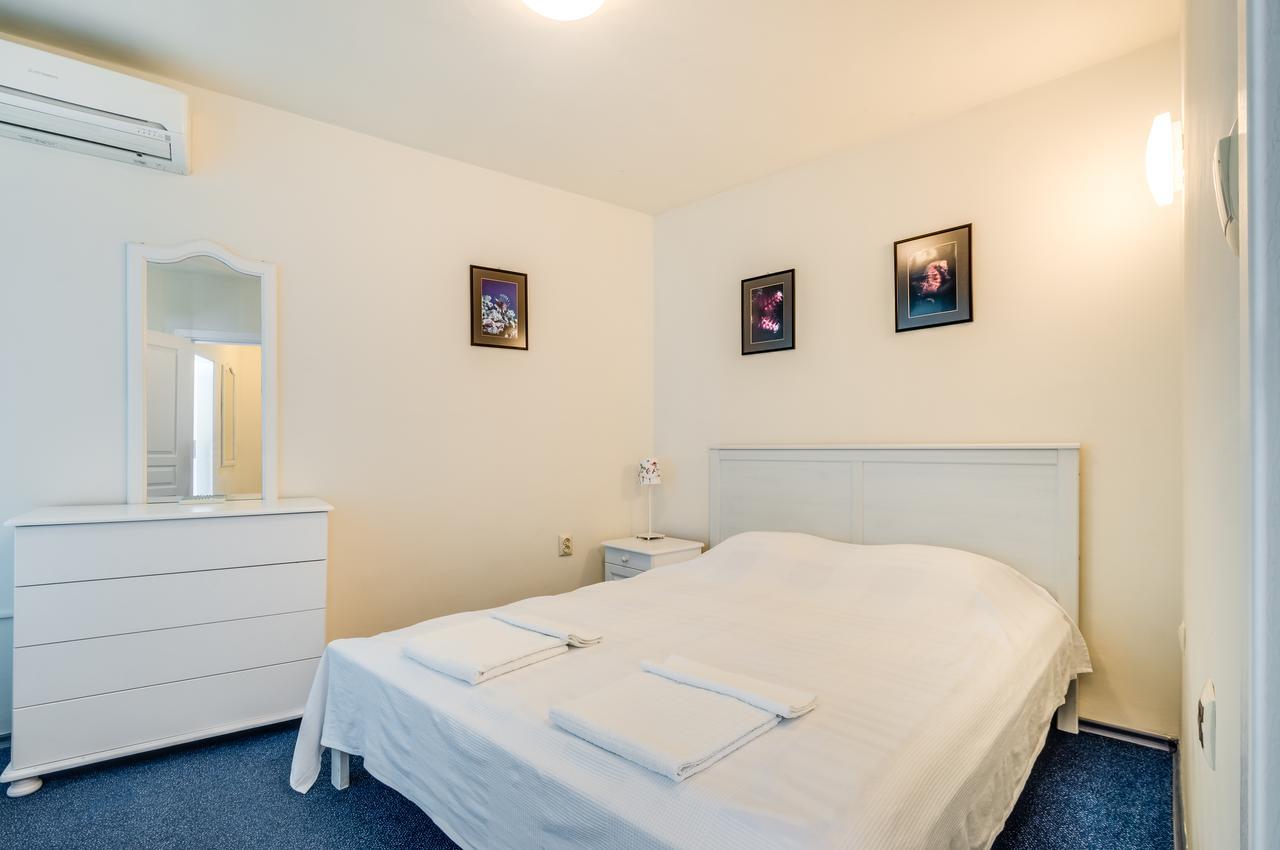Villa White Dove Golden Sands Eksteriør billede