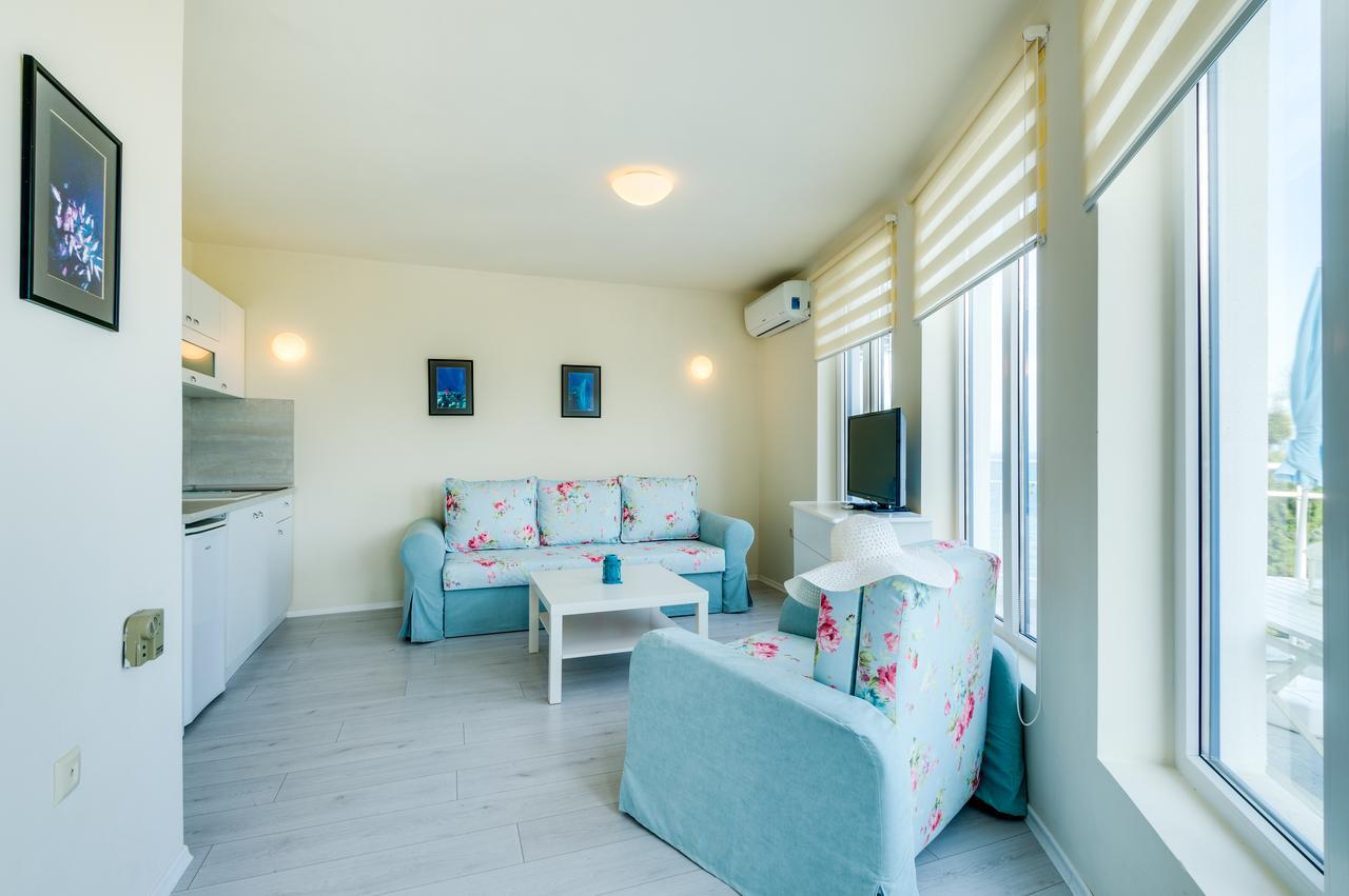 Villa White Dove Golden Sands Eksteriør billede