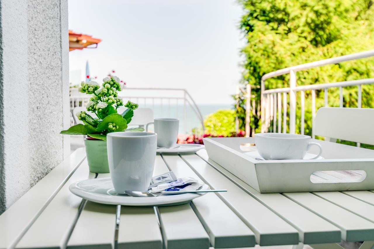 Villa White Dove Golden Sands Eksteriør billede