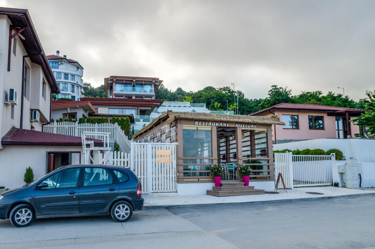 Villa White Dove Golden Sands Eksteriør billede
