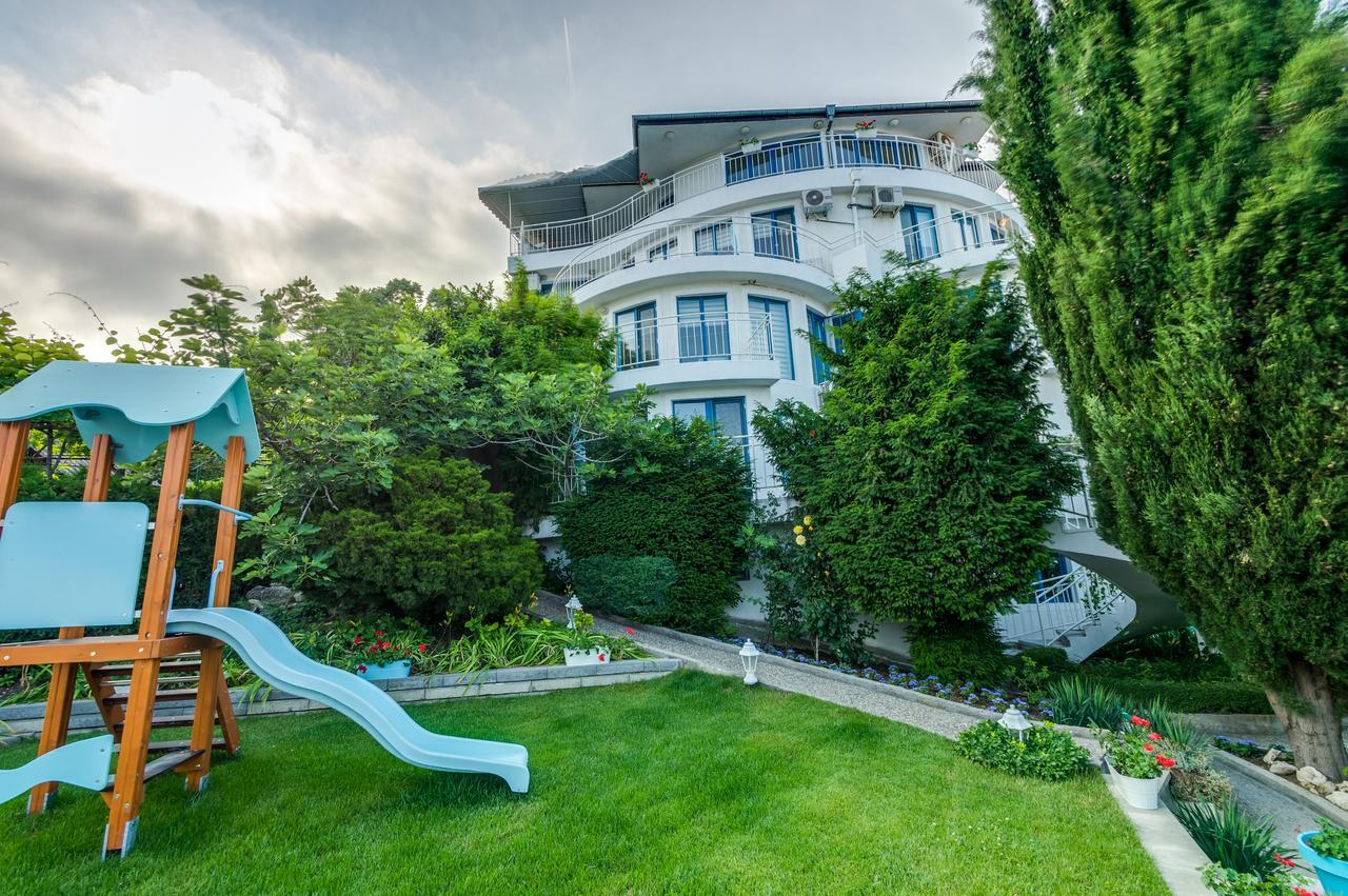 Villa White Dove Golden Sands Eksteriør billede